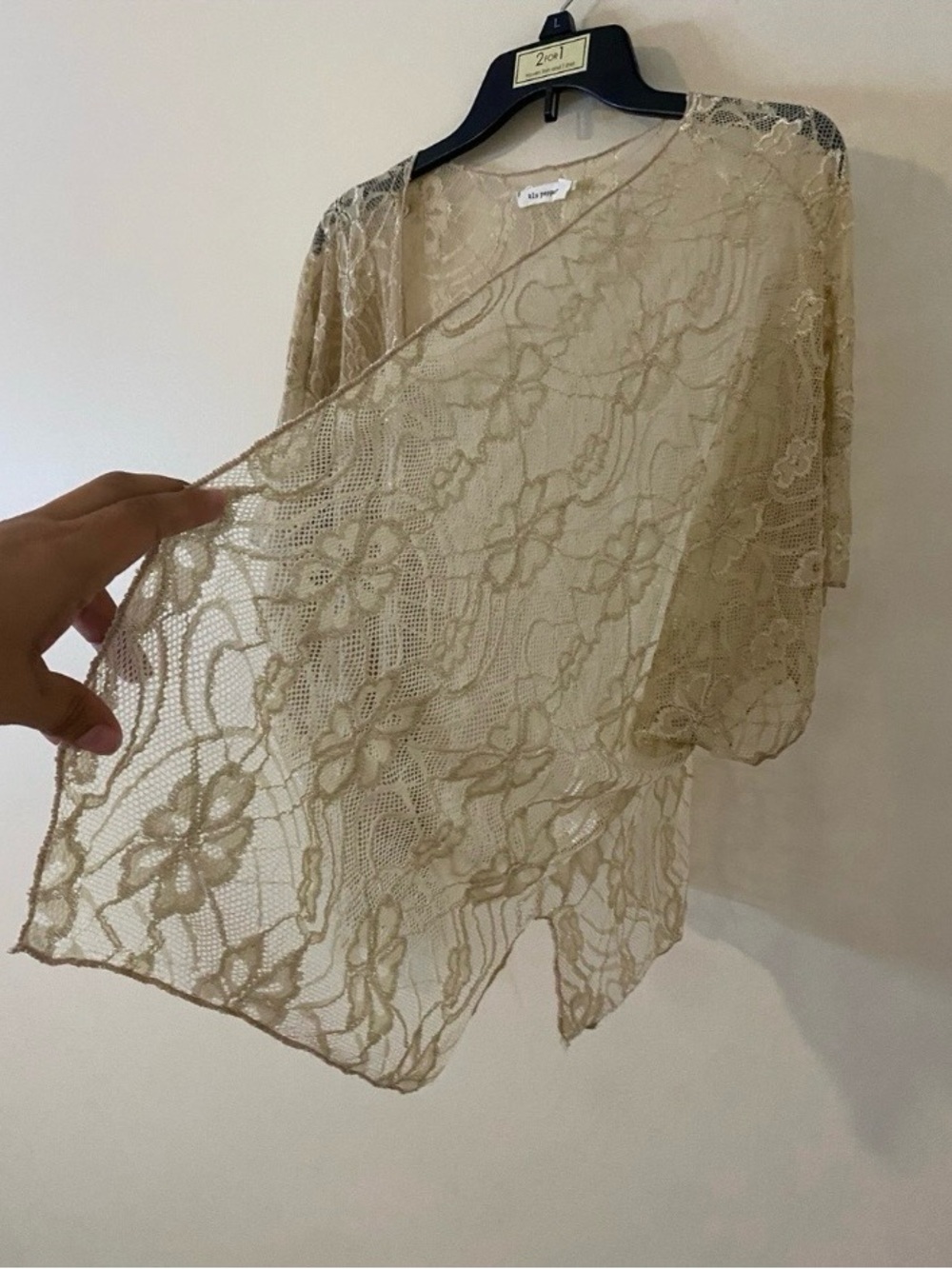 Blu Pepper Sheer Floral Lace Kimono Cardigan oversized in Beige - Picture 6 of 8